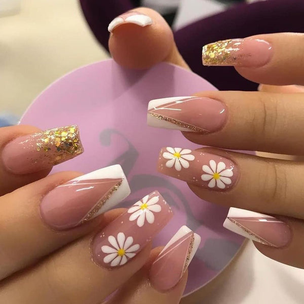 Long Coffin Press - On Nails - Nude Pink with White Daisies & Gold Glitter - lynnsnail
