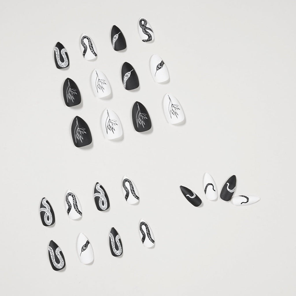 Medium Almond Press - On Nails - Matte Black & White Snake Print - lynnsnail