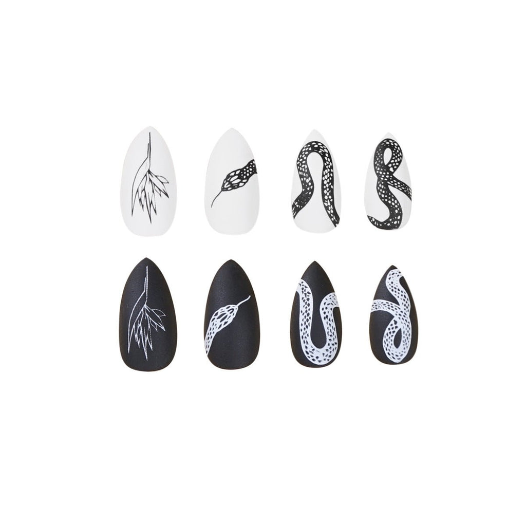 Medium Almond Press - On Nails - Matte Black & White Snake Print - lynnsnail